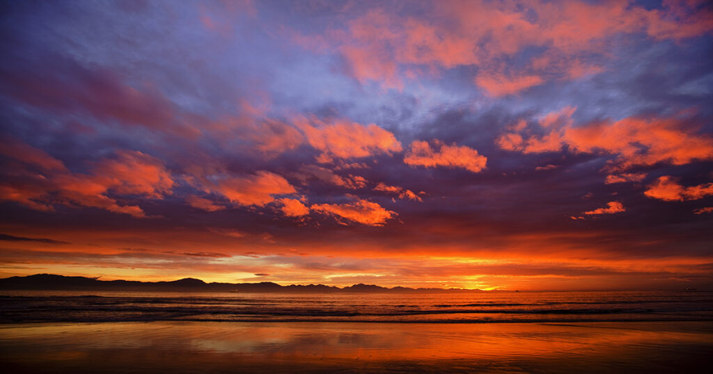 Glorious daybreak at De Bakke Beach.